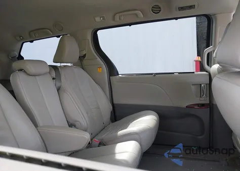 2012 Toyota Sienna Xle V6 8 Passenger from USA, damaged, VIN 5TDYK3DC2CS233687